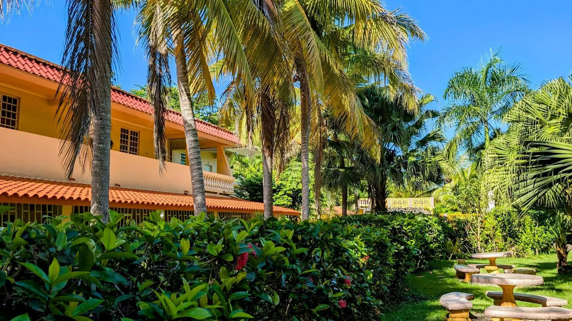Yukayeke Playa Resort San Juan