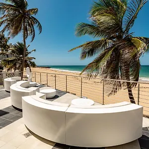 https://atlantic-beach-hotel.comcaribbean.com