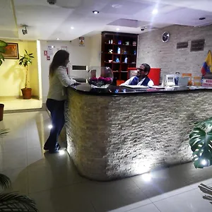 https://hostal-el-roble.hotelsquito.com